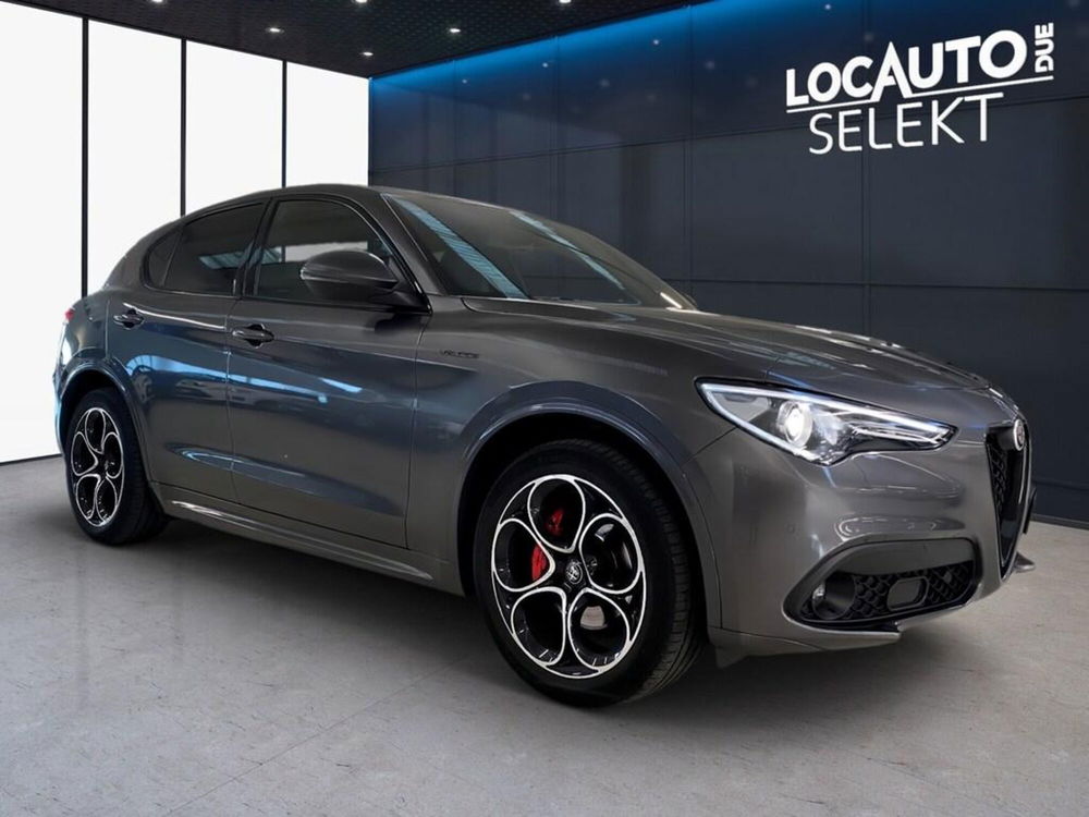 Alfa Romeo Stelvio usata a Torino (3)