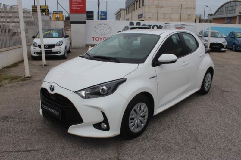 Toyota Yaris Cross 1.5 Hybrid 5p. E-CVT Active del 2021 usata a Roma