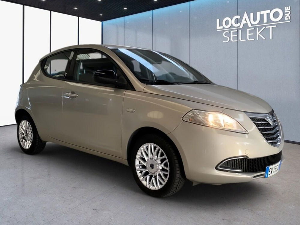 Lancia Ypsilon usata a Torino (3)