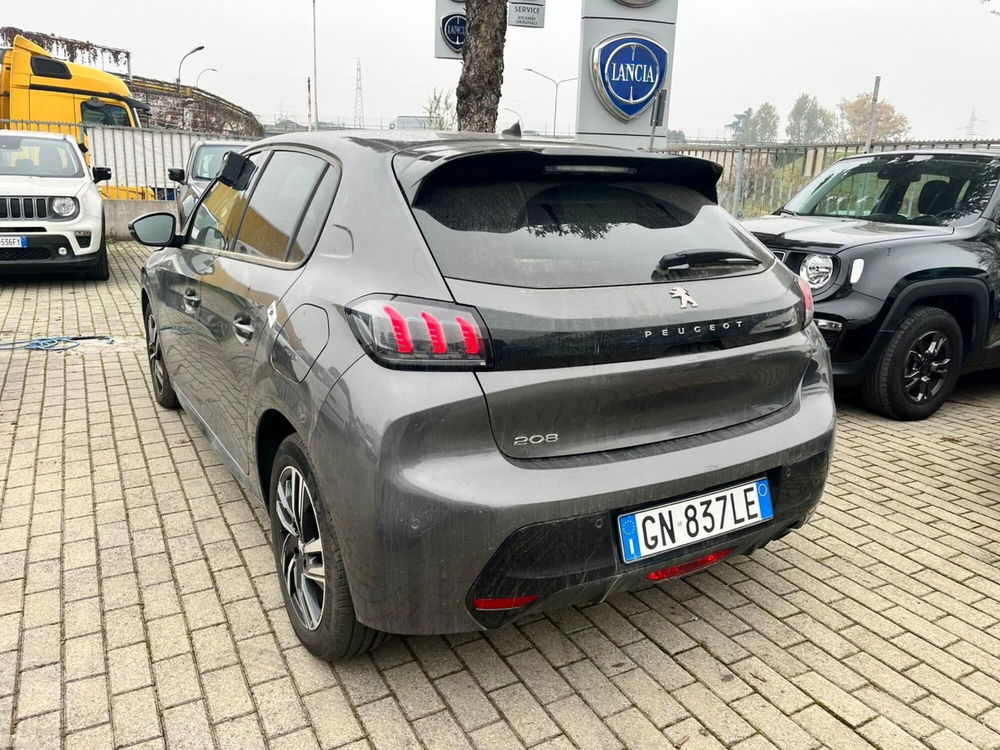 Peugeot 208 usata a Milano (6)