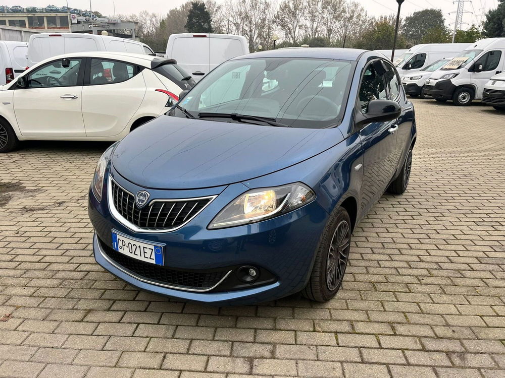 Lancia Ypsilon usata a Milano