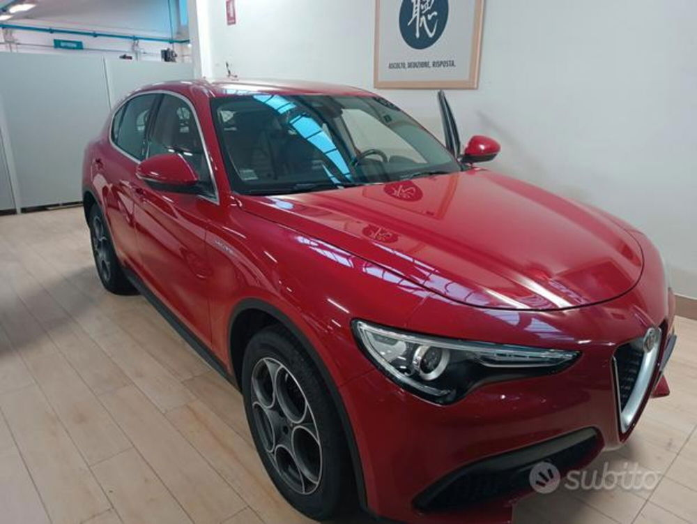 Alfa Romeo Stelvio usata a Lecco (2)