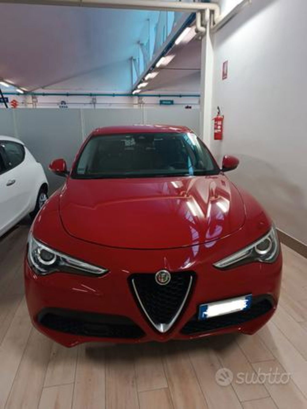 Alfa Romeo Stelvio usata a Lecco (6)