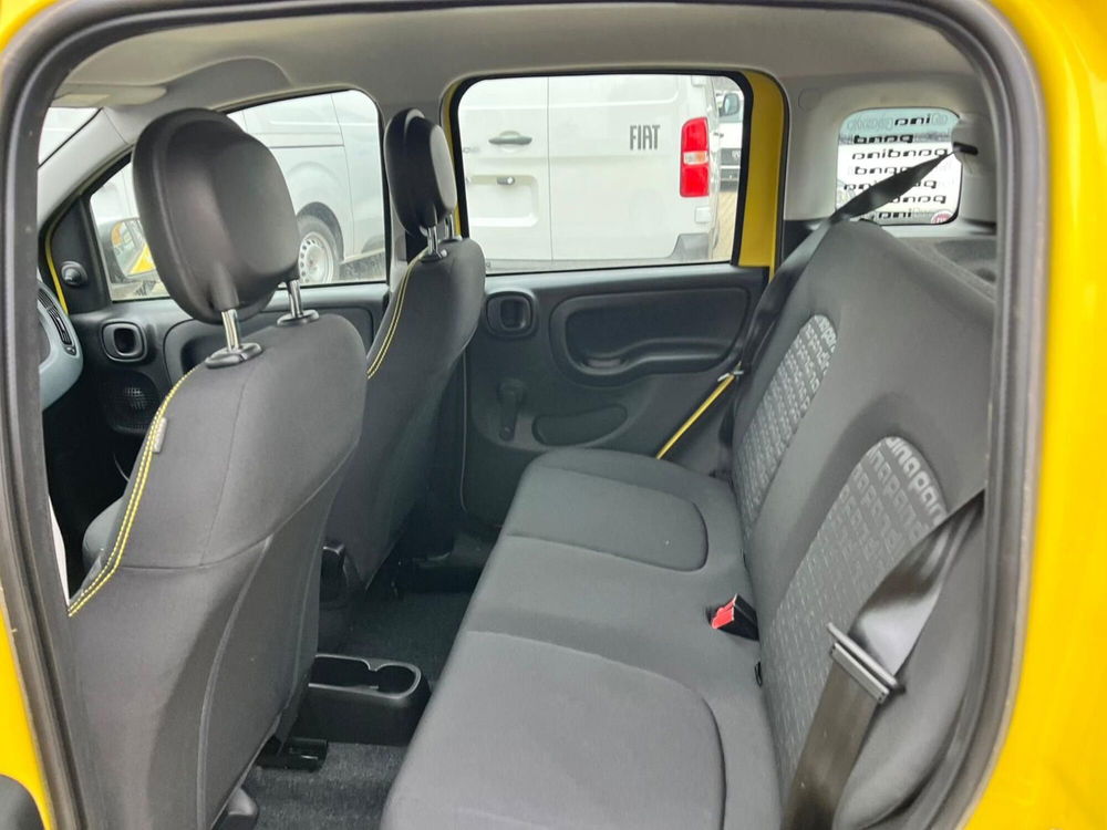 Fiat Panda Cross nuova a Milano (13)