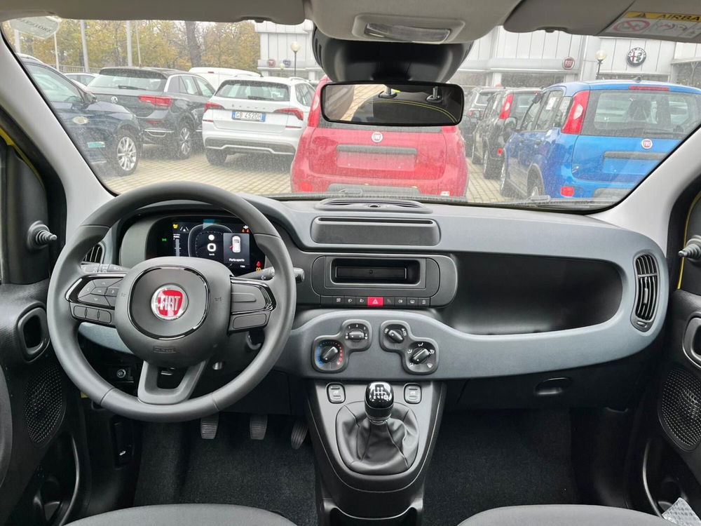 Fiat Panda Cross nuova a Milano (15)