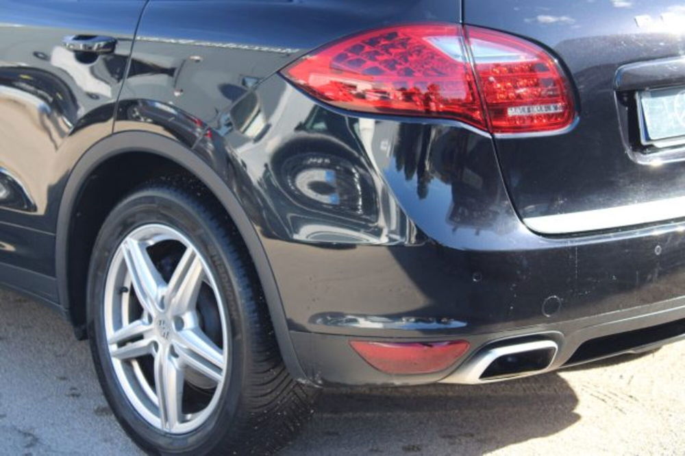 Porsche Cayenne usata a Lecce (5)