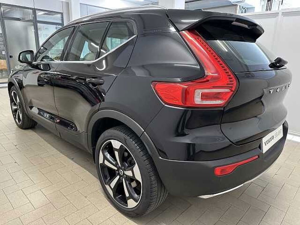 Volvo XC40 usata a Macerata (6)