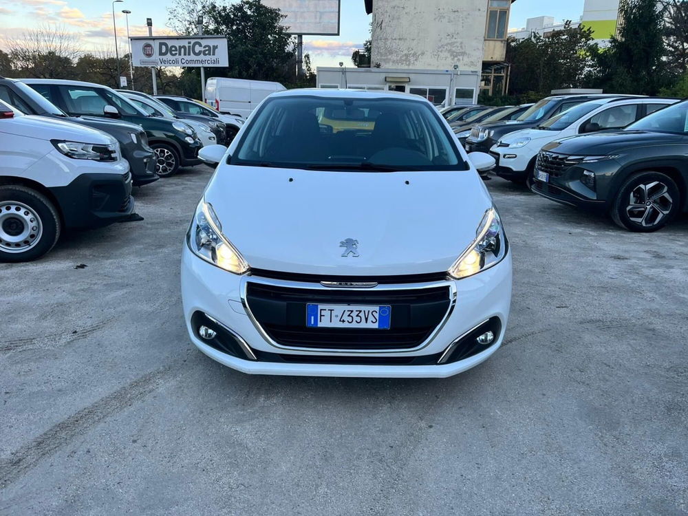 Peugeot 208 usata a Milano (2)