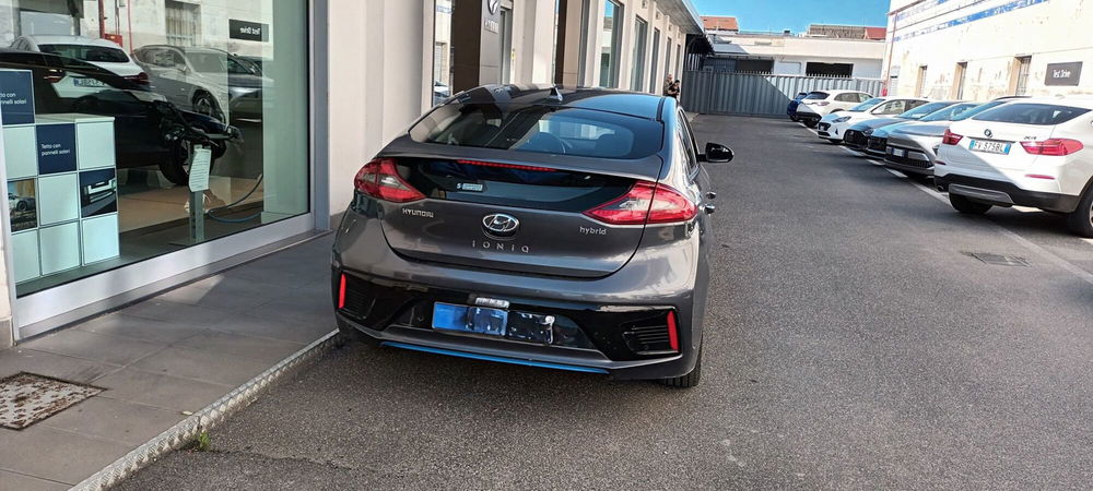 Hyundai Ioniq usata a Napoli (2)