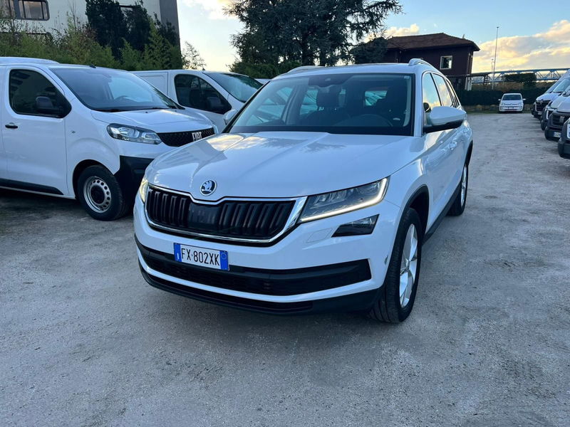 Skoda Kodiaq 2.0 TDI SCR 190 CV 4x4 DSG SportLine  del 2019 usata a Milano