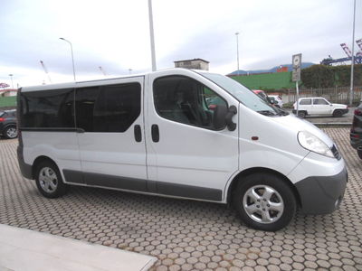 Opel Vivaro Furgone 29 2.0 CDTI 120CV PL-TN Combi 9 posti del 2014 usata a La Spezia