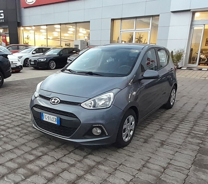 Hyundai i10 1.0 MPI Advanced del 2016 usata a Rende