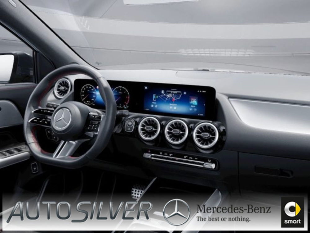 Mercedes-Benz GLA SUV nuova a Verona (6)