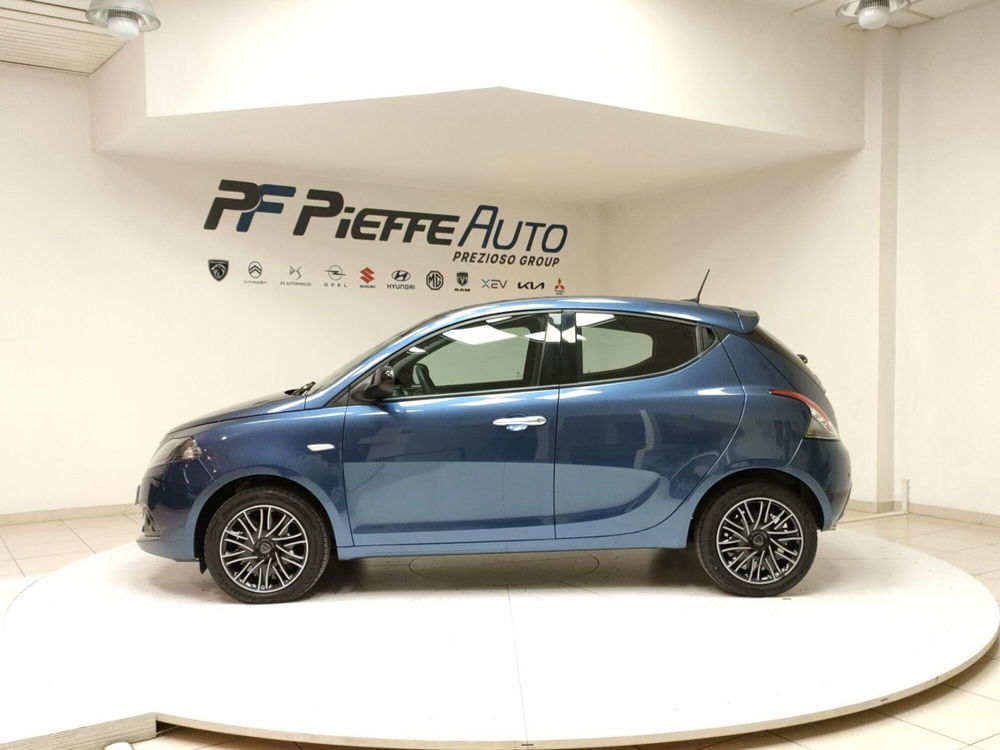 Lancia Ypsilon usata a Teramo (2)