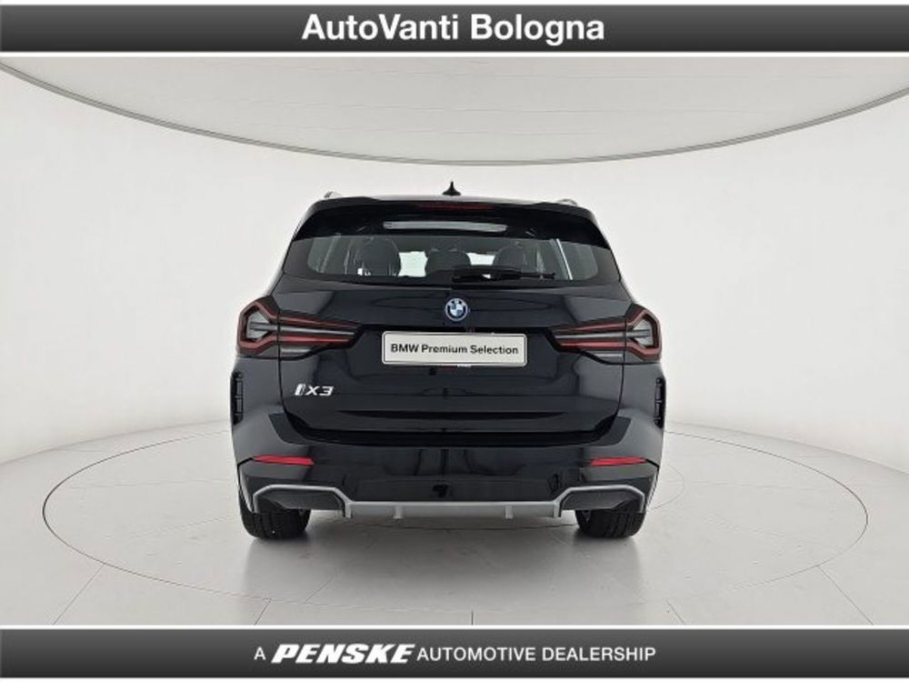 BMW iX3 usata a Bologna (5)