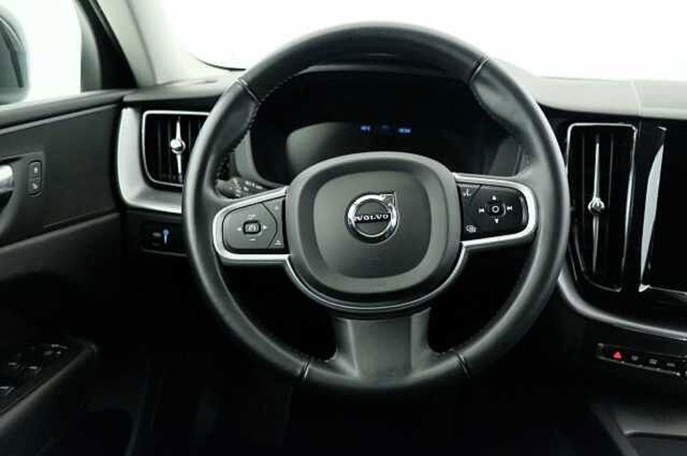 Volvo XC60 usata a Mantova (13)