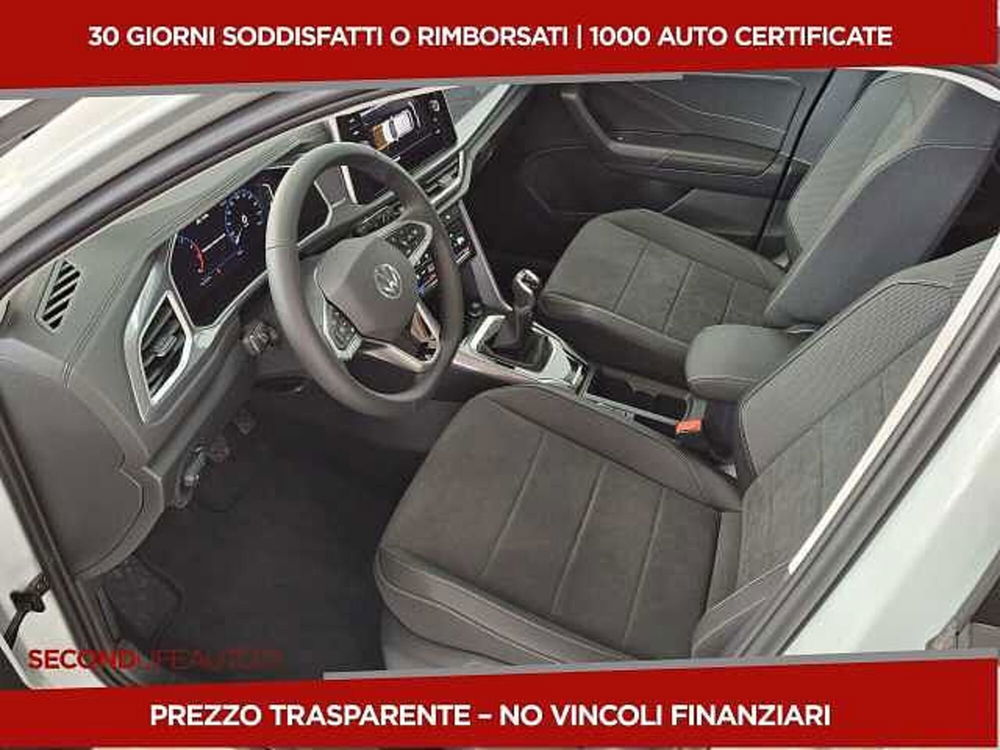 Volkswagen T-Roc nuova a Chieti (12)