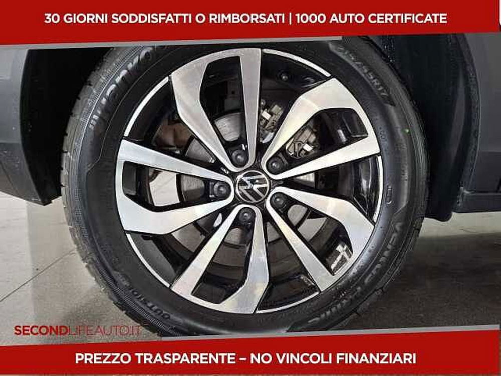 Volkswagen T-Roc nuova a Chieti (4)