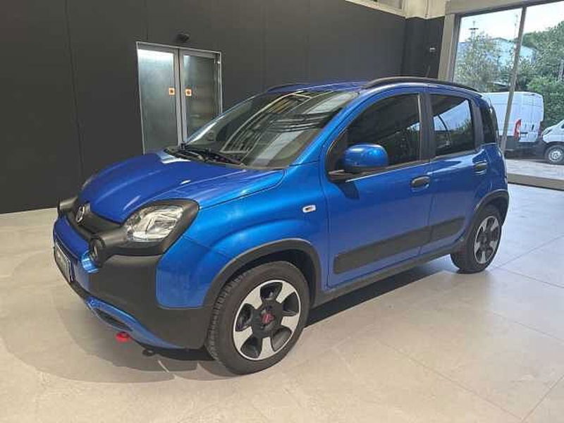 Fiat Panda 1.0 FireFly S&S Hybrid City Cross  del 2023 usata a Faenza