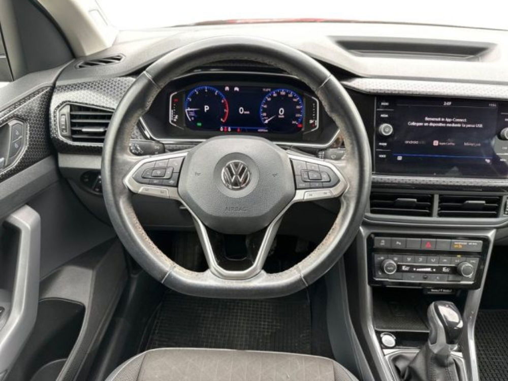 Volkswagen T-Cross usata a Avellino (11)