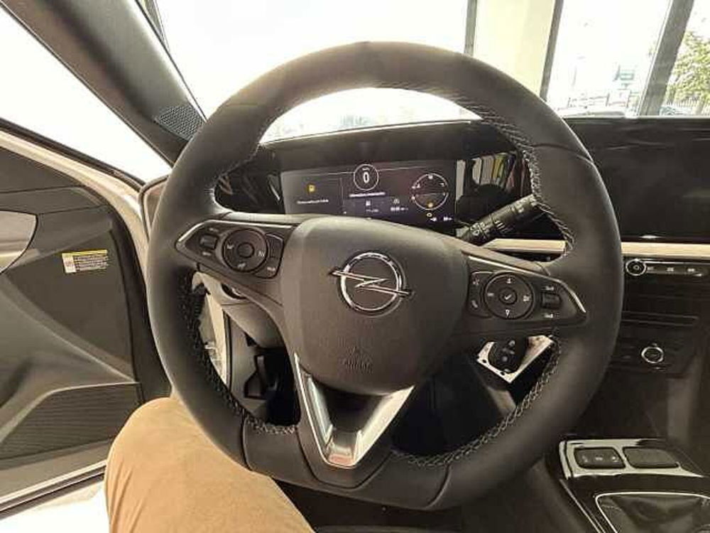 Opel Mokka nuova a Viterbo (8)