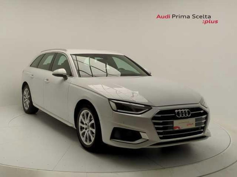 Audi A4 Avant 35 TDI/163 CV S tronic Business Advanced  del 2019 usata a Pratola Serra