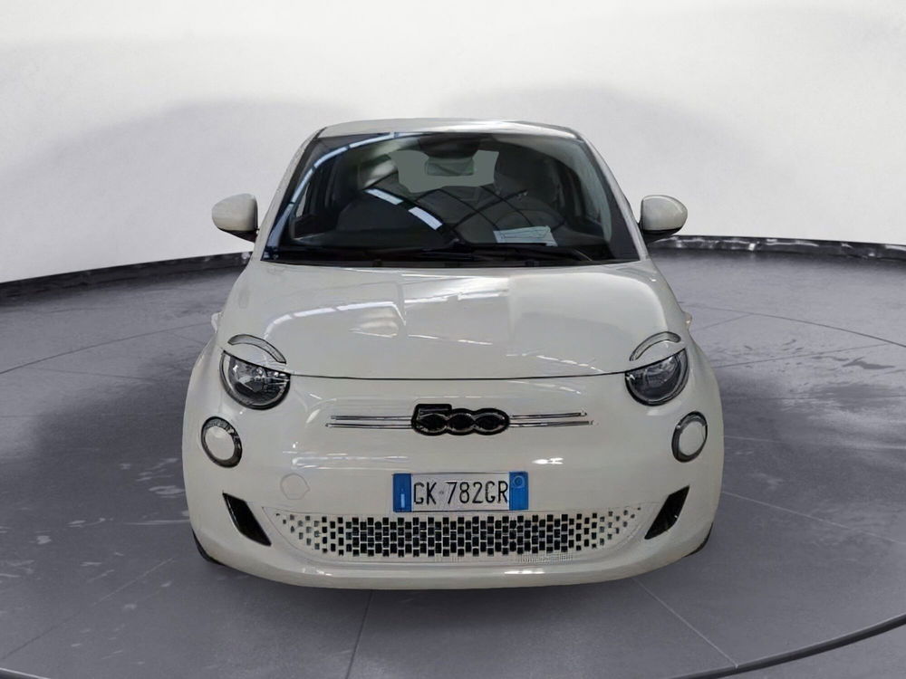 Fiat 500e usata a Lecce (2)