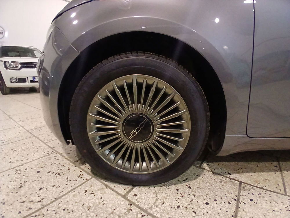 Fiat 500e usata a Lecce (14)