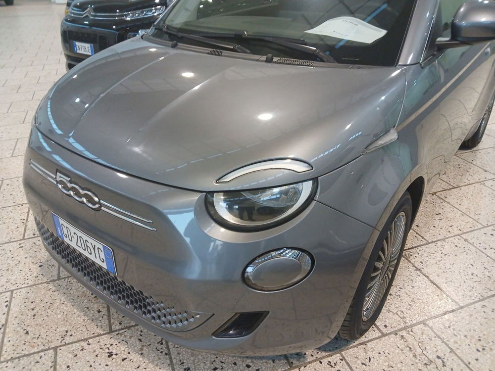 Fiat 500e usata a Lecce (9)