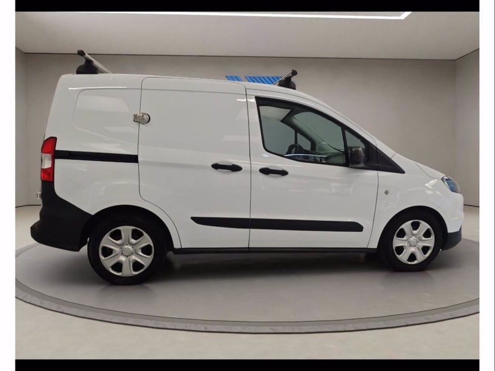 Ford Transit Courier usata a Catania (10)