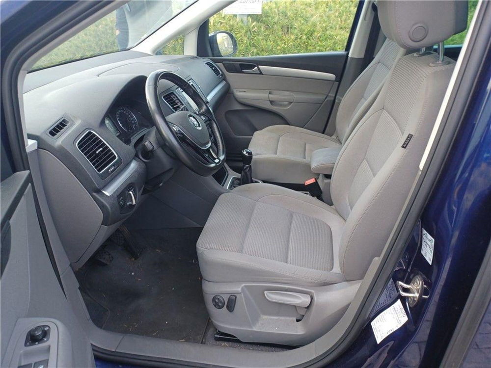 Volkswagen Sharan usata a Lecce (4)