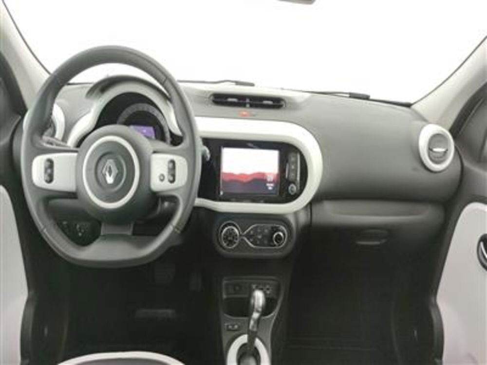 Renault Twingo usata a Bari (14)