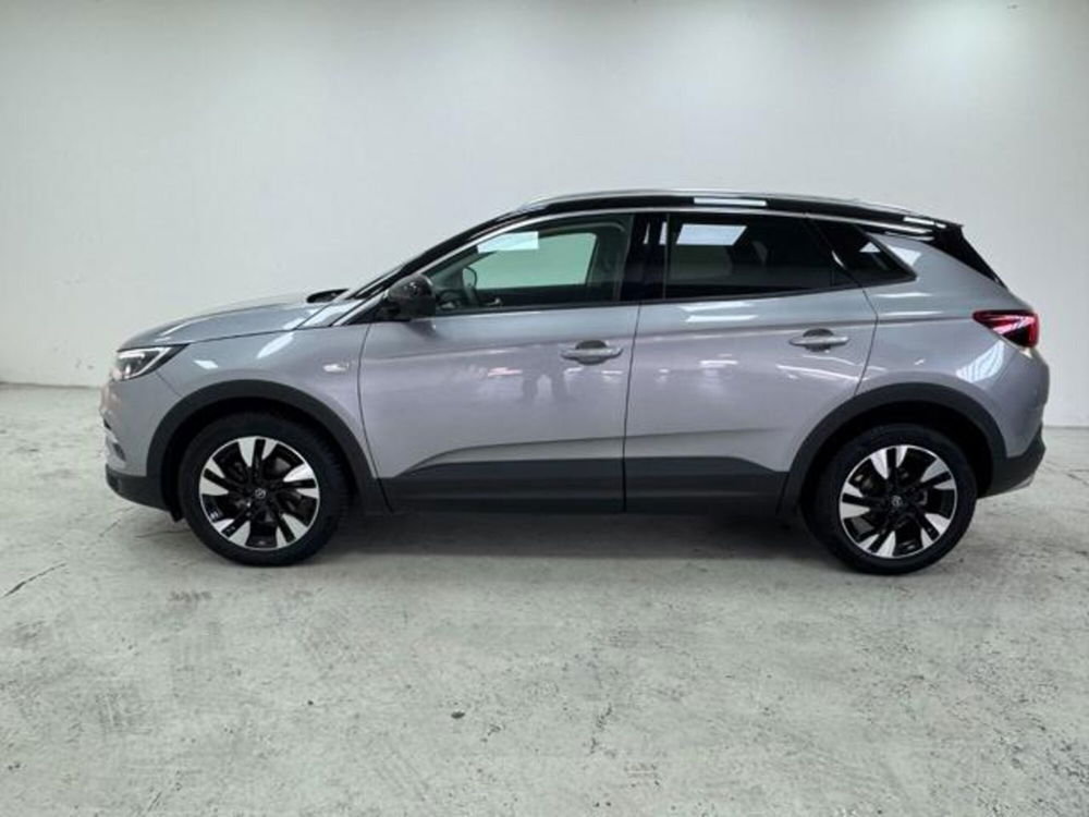 Opel Grandland X usata a Como (8)