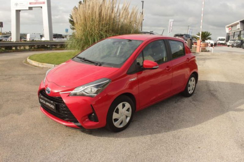 Toyota Yaris 1.5 Hybrid 5 porte Cool  del 2018 usata a Roma