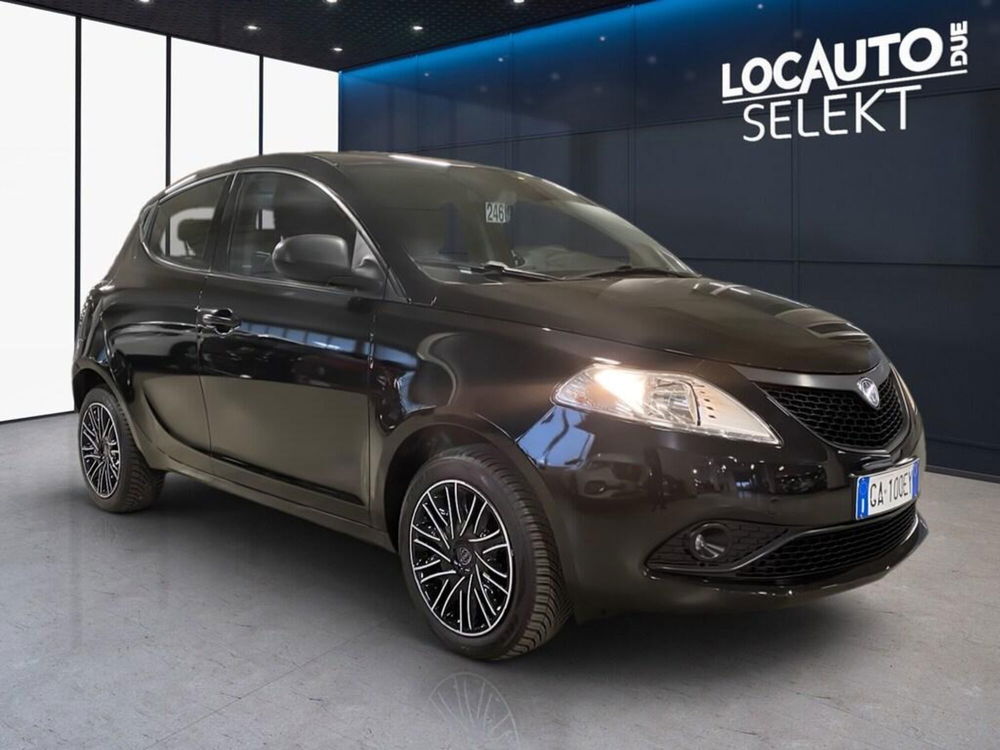 Lancia Ypsilon usata a Torino (3)