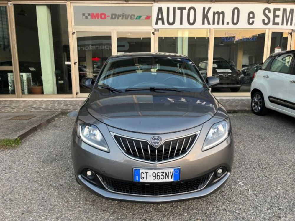 Lancia Ypsilon usata a Modena (3)