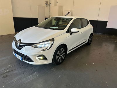 Renault Clio Full Hybrid E-Tech 140 CV 5 porte Zen  del 2021 usata a Milano