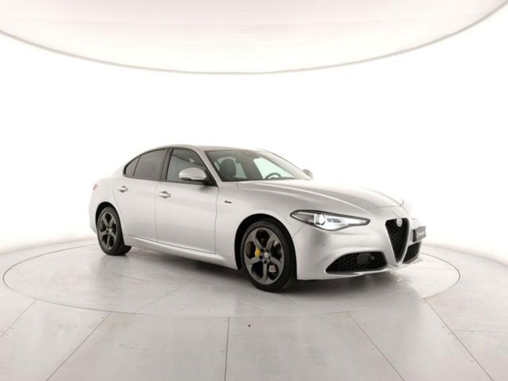 Alfa Romeo Giulia usata a Modena (6)