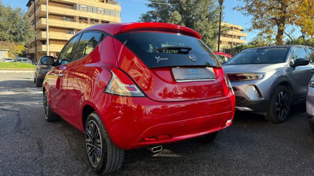 Lancia Ypsilon usata a Roma (4)