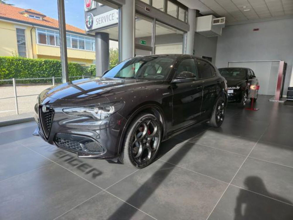 Alfa Romeo Stelvio nuova a Padova