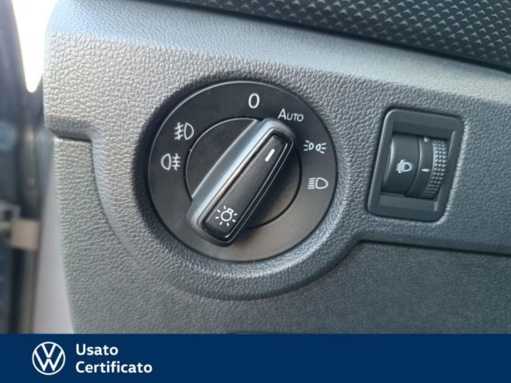 Volkswagen T-Cross usata a Vicenza (11)