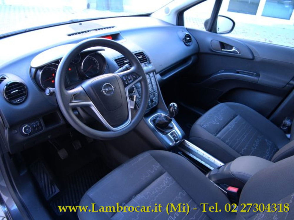 Opel Meriva usata a Milano (3)