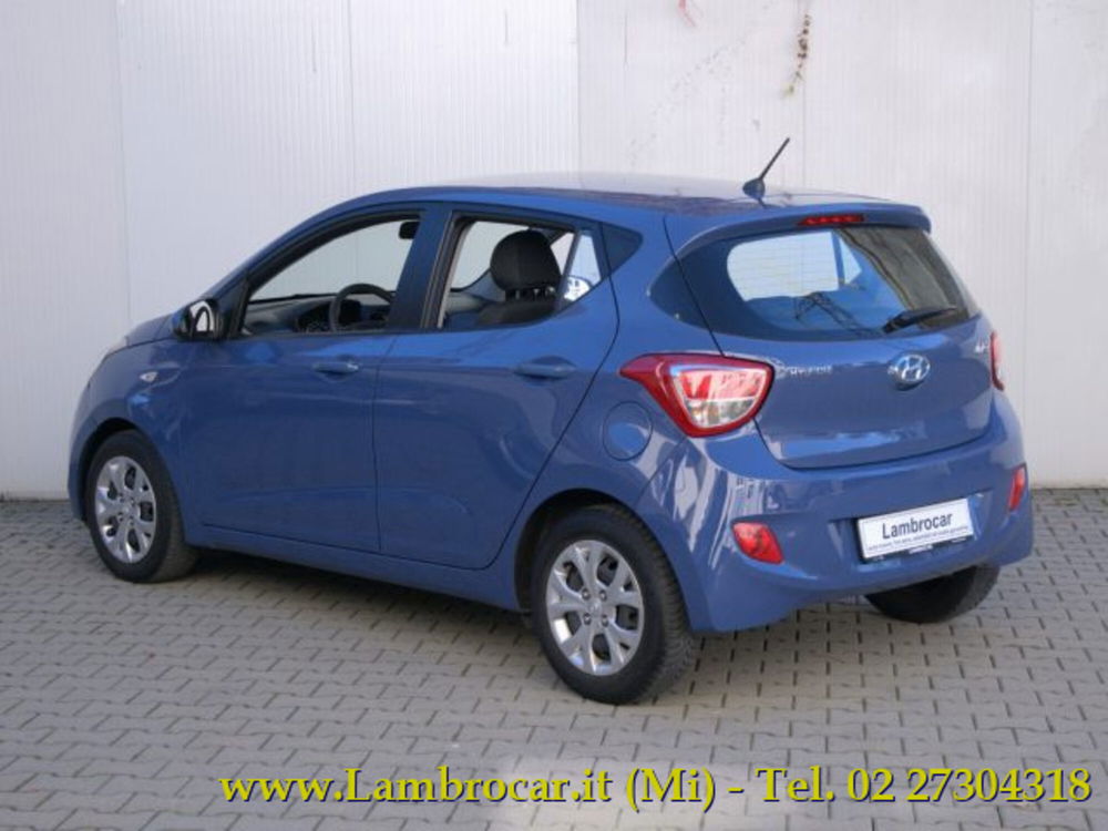 Hyundai i10 usata a Milano (11)