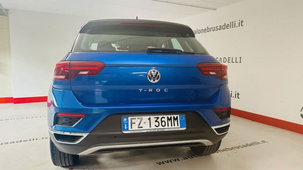 Volkswagen T-Roc usata a Lecco (4)