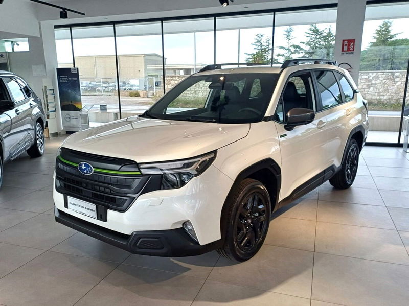 Subaru Forester 2.0 e-Boxer MHEV CVT Lineartronic 4dventure  nuova a Bari