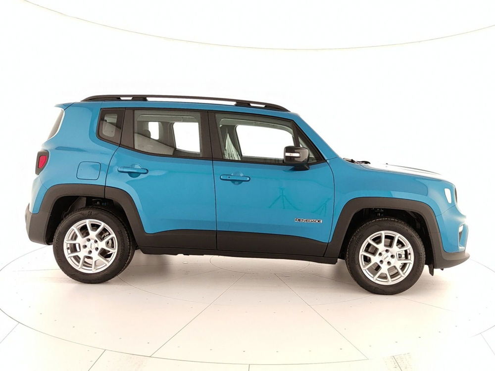 Jeep Renegade nuova a Caserta (7)