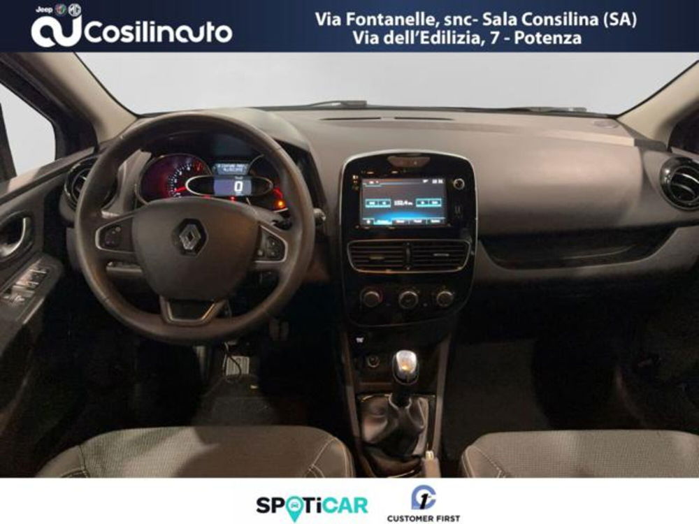 Renault Clio usata a Salerno (11)