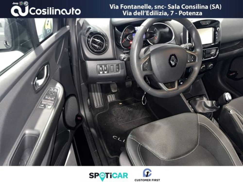 Renault Clio usata a Salerno (15)