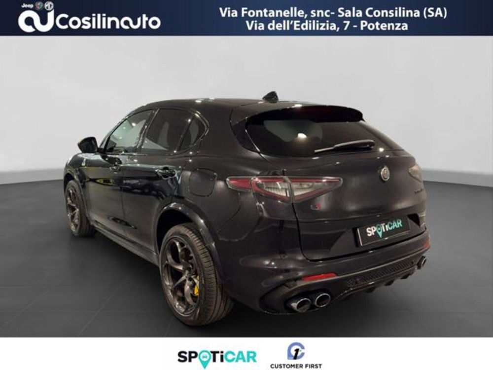 Alfa Romeo Stelvio usata a Salerno (3)