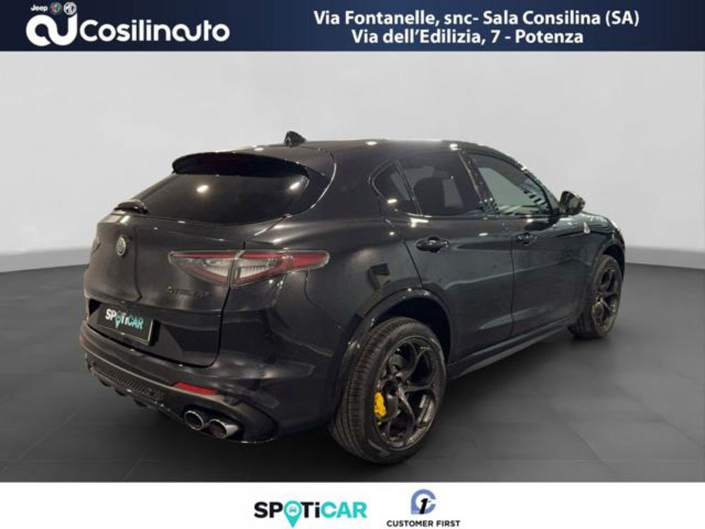 Alfa Romeo Stelvio usata a Salerno (5)